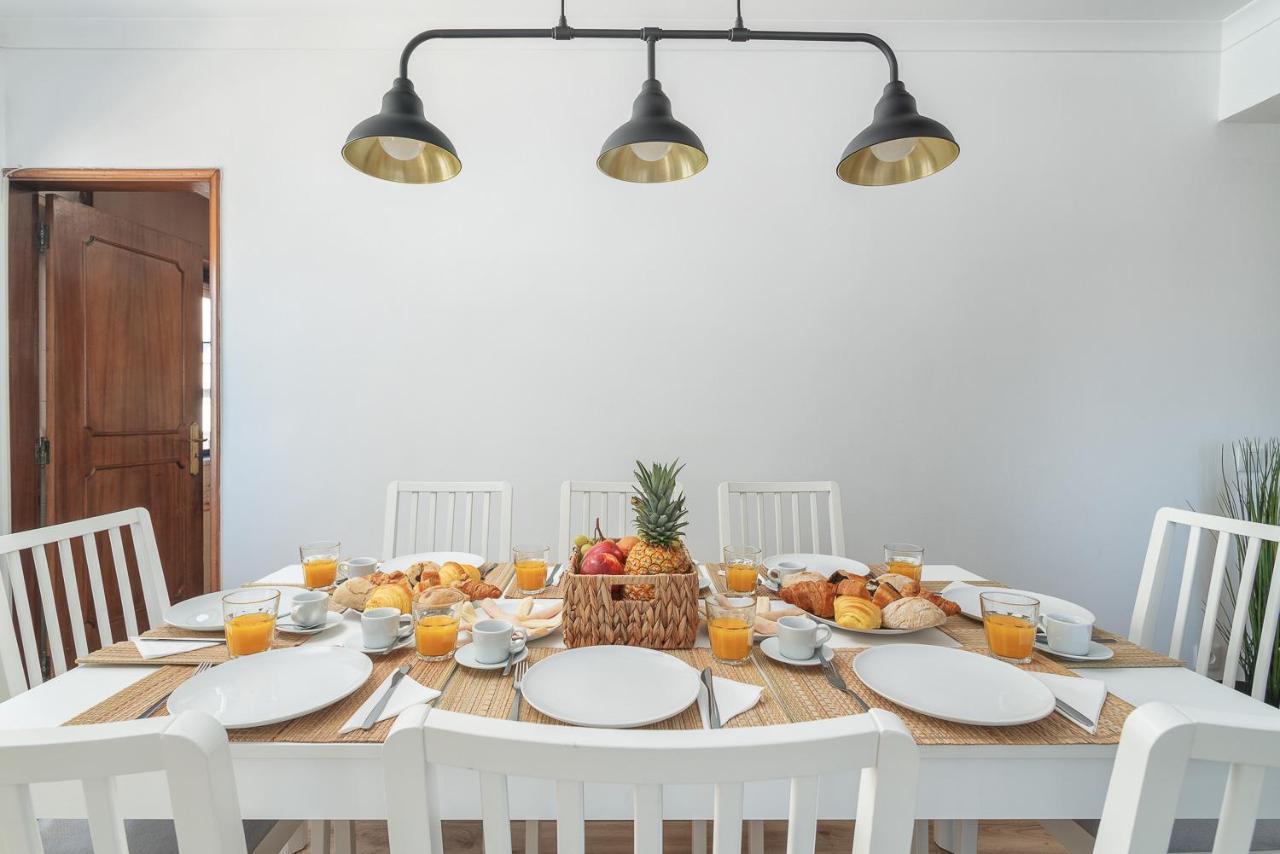 Hostwise - Spacious & Sunny Flat - Loule Bagian luar foto