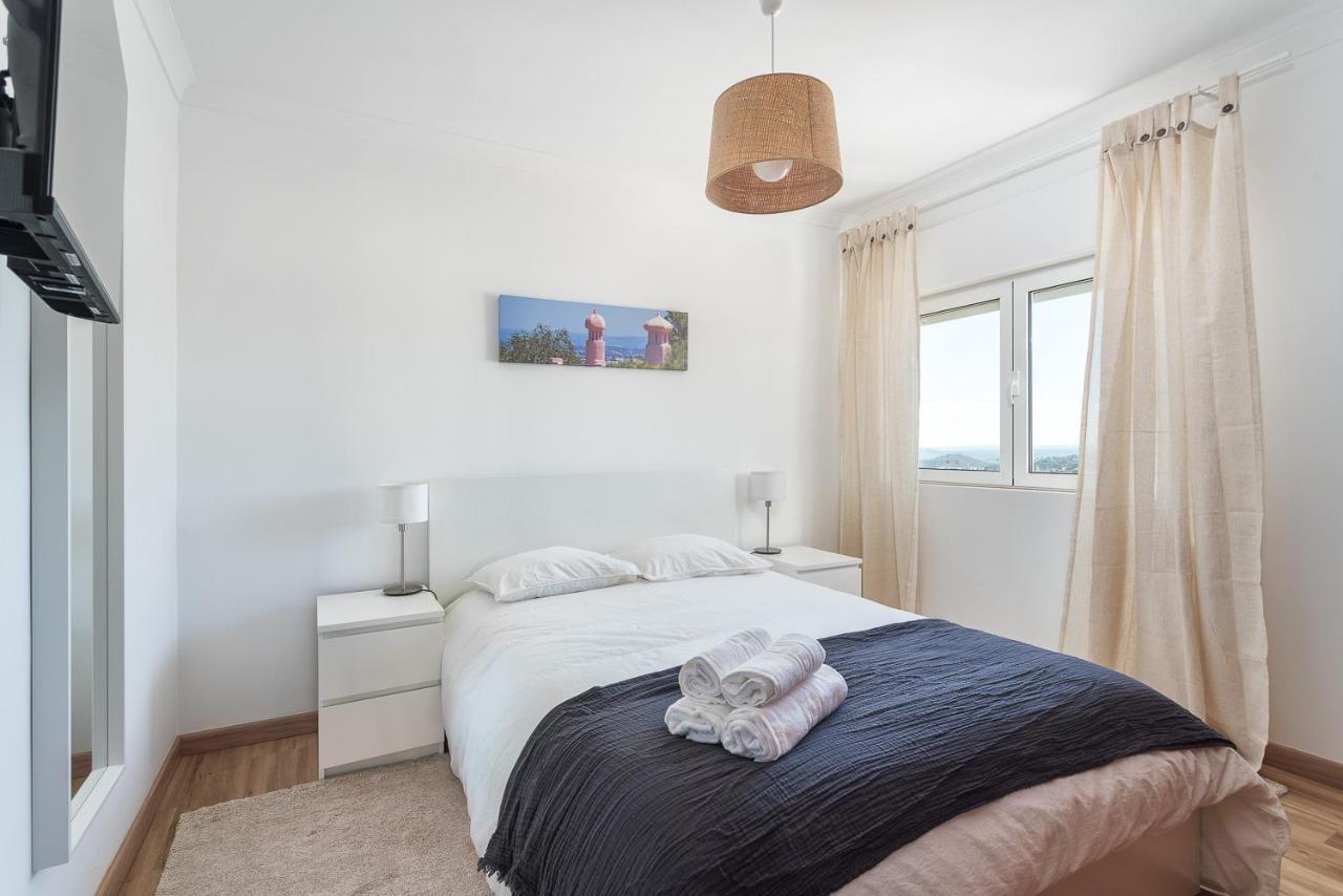Hostwise - Spacious & Sunny Flat - Loule Bagian luar foto